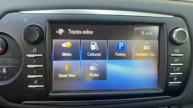 Toyota Yaris view 13