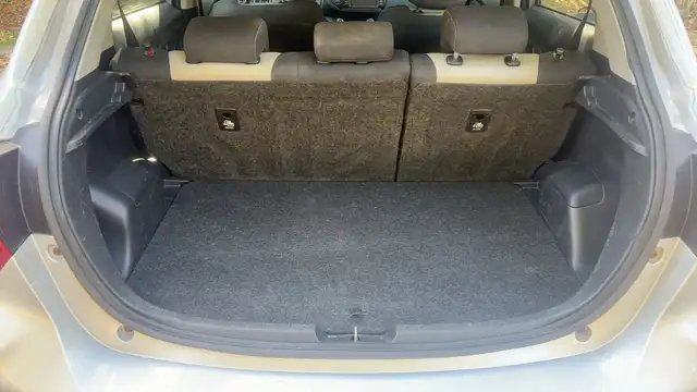 Toyota Yaris view 14