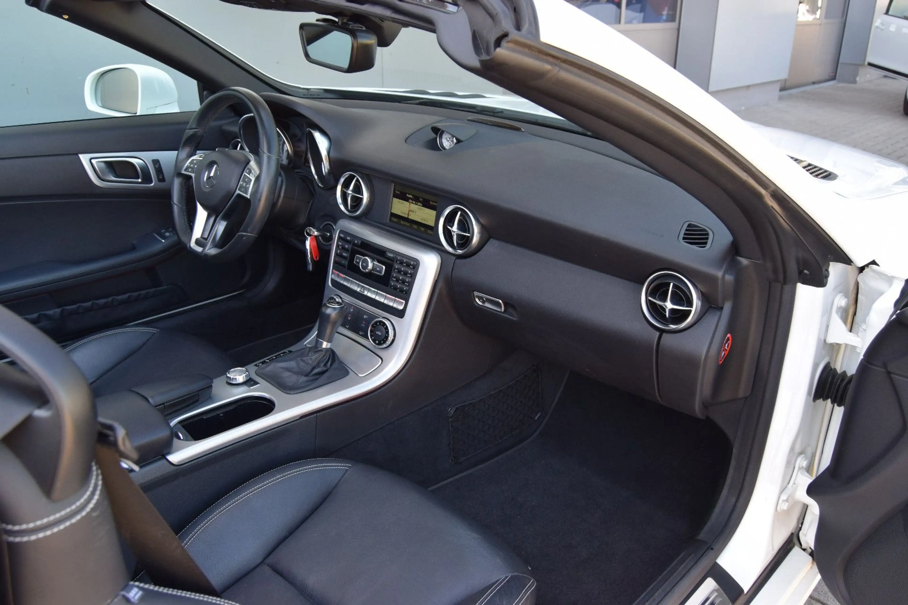Mercedes-Benz SLK 200 !AUTOMAIK! Edition;Navi,Leder,Xenon,,,, — photo 15