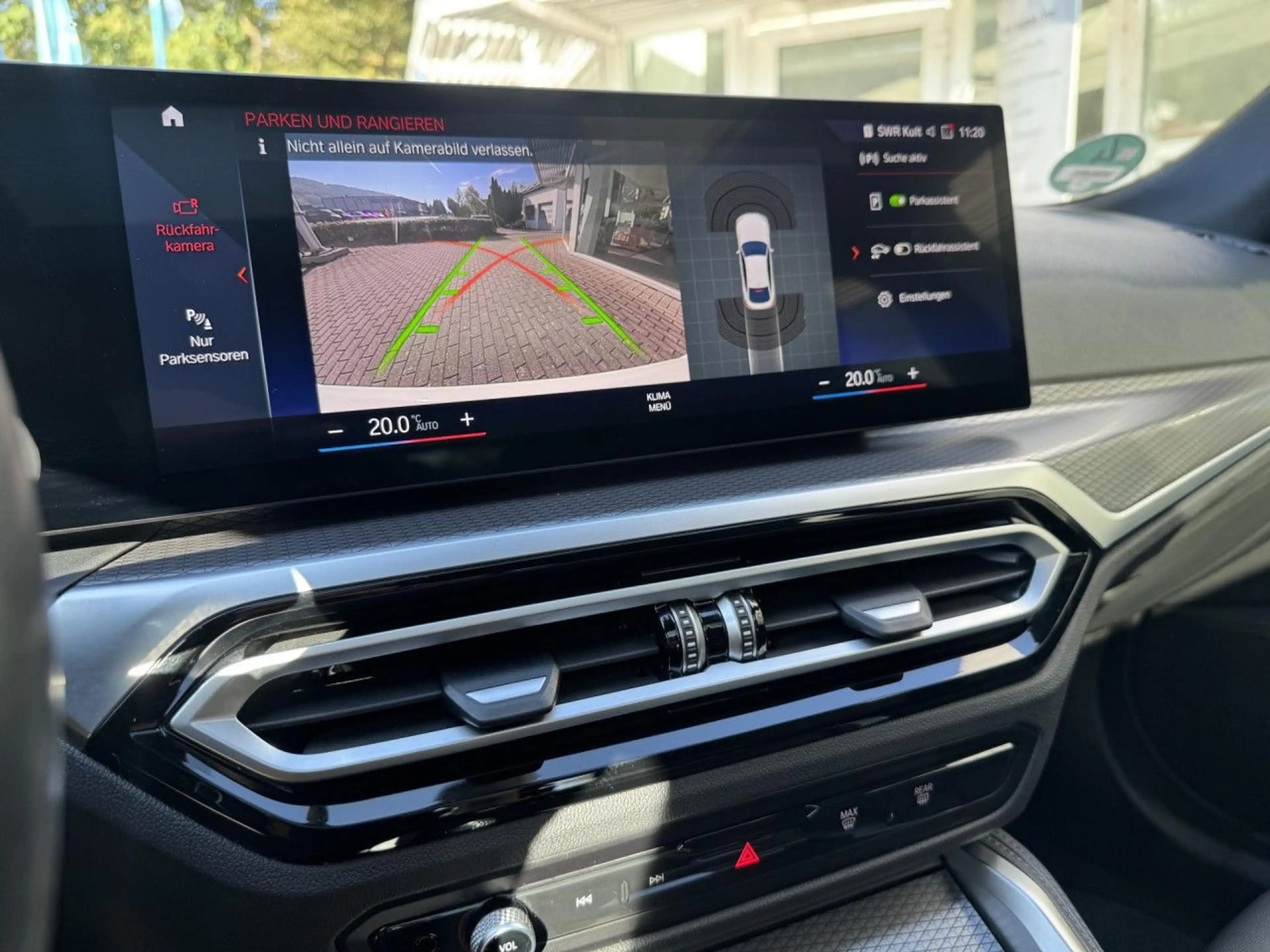 BMW i4 e35 M Sport ACC Kamera Glasd.Live-Navi HiFi LED — photo 9