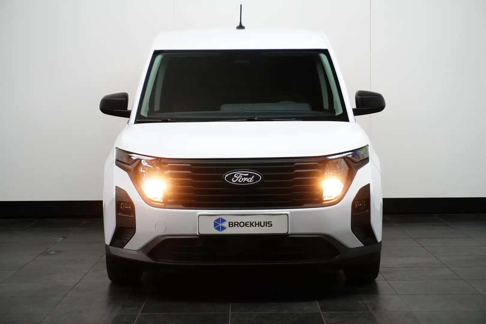 Ford Transit Courier 1.0 EcoBoost Trend | Benzine! | Winterpack | Rubbe Wit - 2