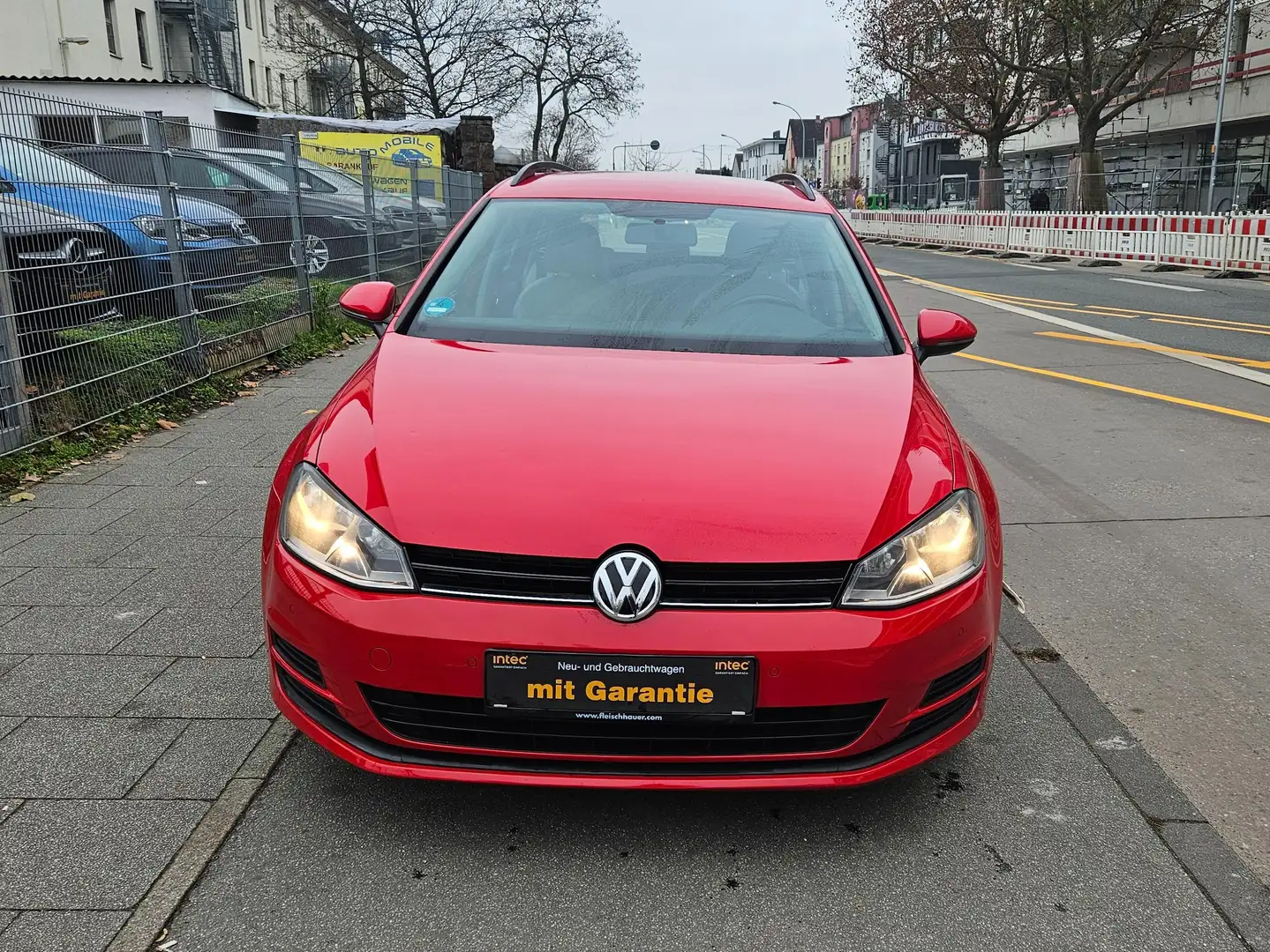 Volkswagen Golf Variant Golf VII Diesel 1.6 TDI 4Motion Rojo - 2