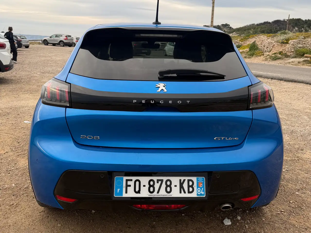 Peugeot 208 208 — photo 2