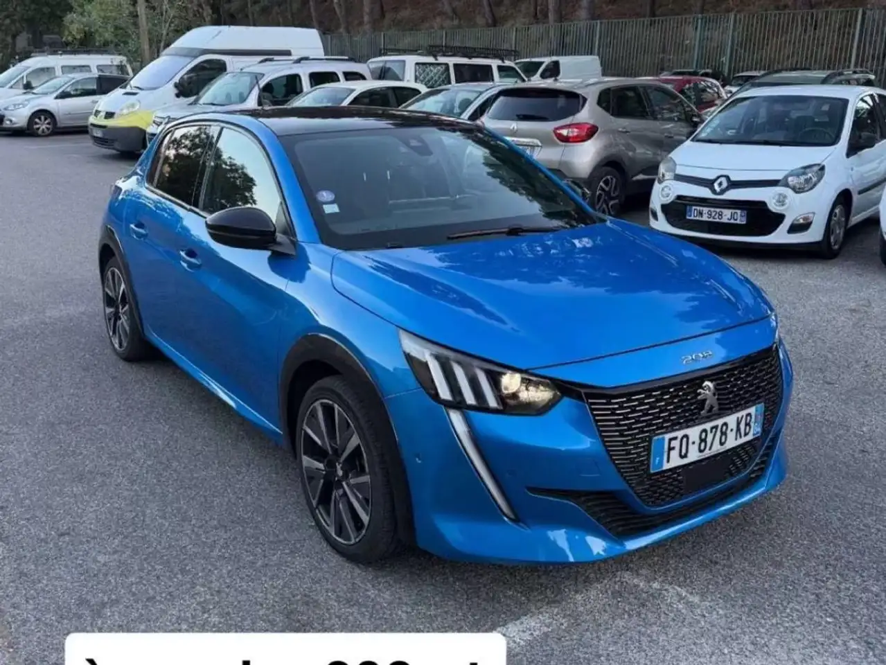 Peugeot 208 208