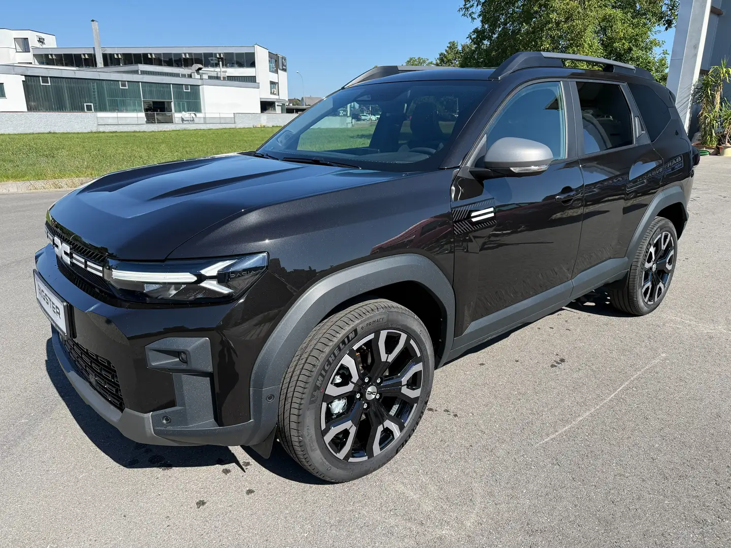 Dacia Bigster Journey Hybrid 150 4x4 Pano 19Zoll Vollausstattung Schwarz - 1