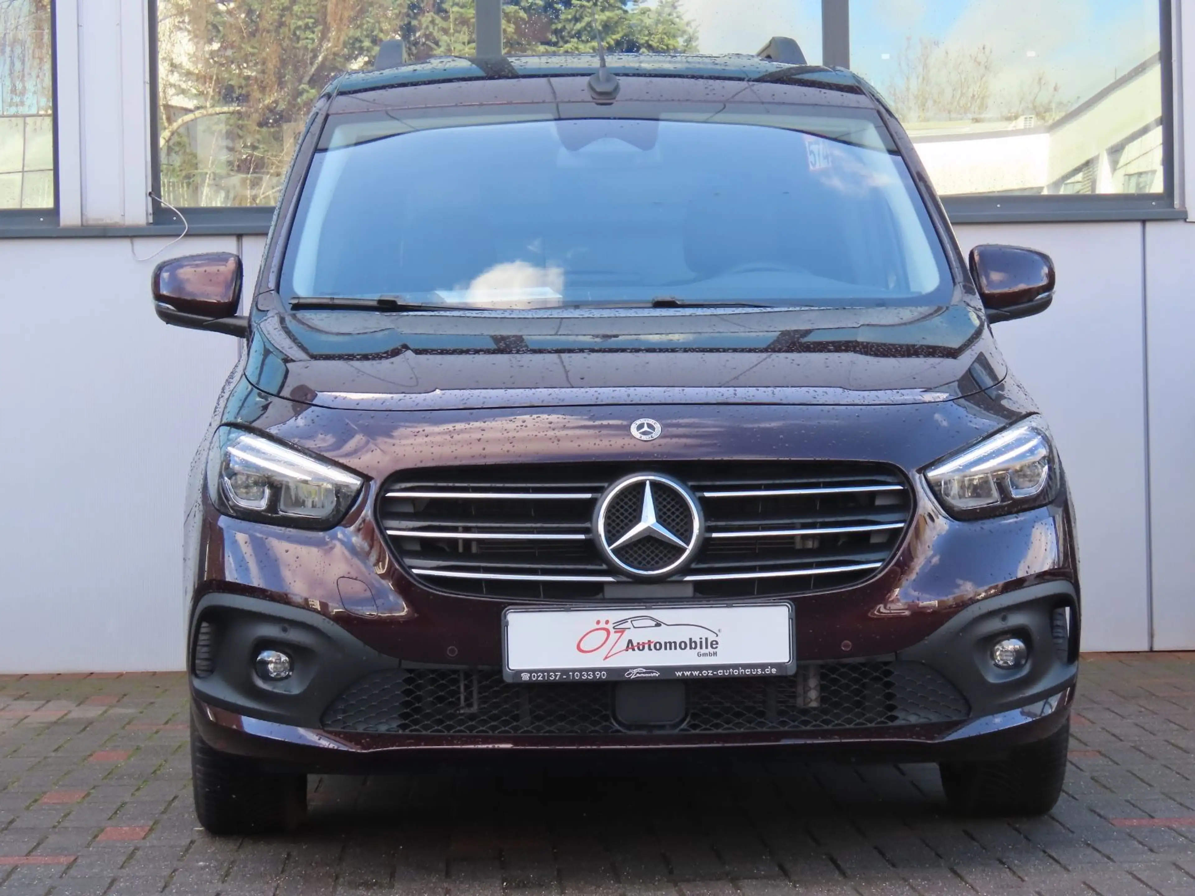 Mercedes-Benz T-Class 180d Leder Sitzheizung Klima Kamera — photo 2
