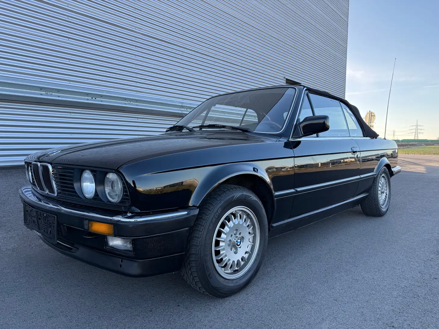 BMW 325 i Cabrio ID:121 Чорний - 2