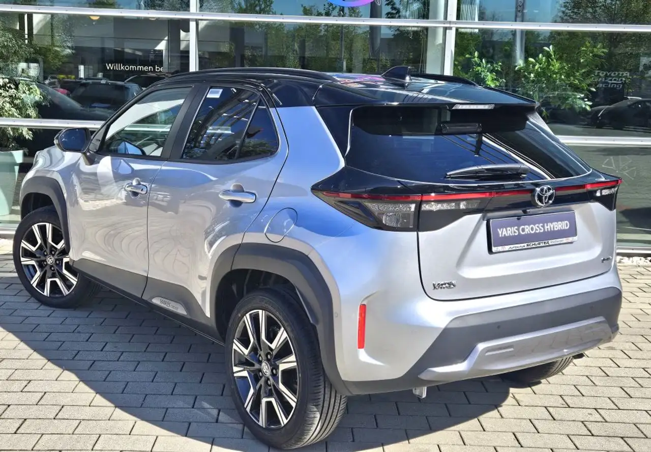 Toyota Yaris Cross Hybrid 130 1.5 VVT-i Style Plus 3