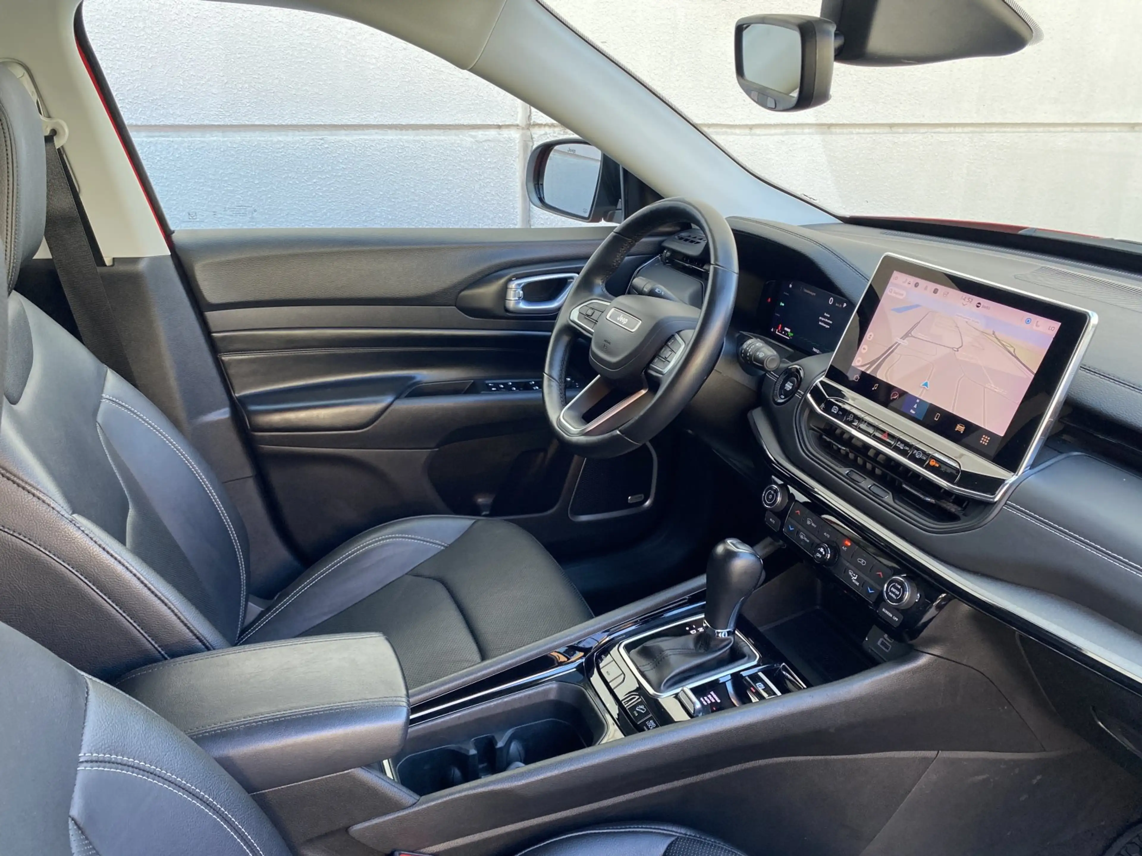 Jeep Compass 1.3 Plug-In Hybrid S 360Kam AHK Leder Alu19 — photo 10