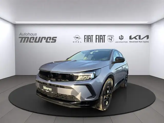 Opel Grandland GS-Line ATG Navi Klimaautom AHK-abnehmbar Allwette