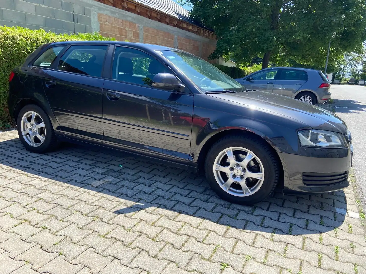 Audi A3 SB Jubiläumsmodell 1,6 TDI DPF Grau - 1