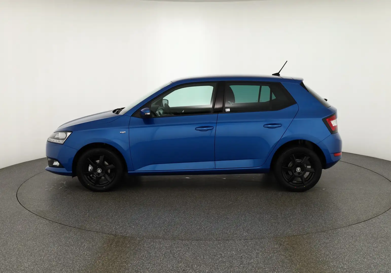 Skoda Fabia 1.0 MPI Drive 125 SmartLink Sitzheizung Bleu - 2