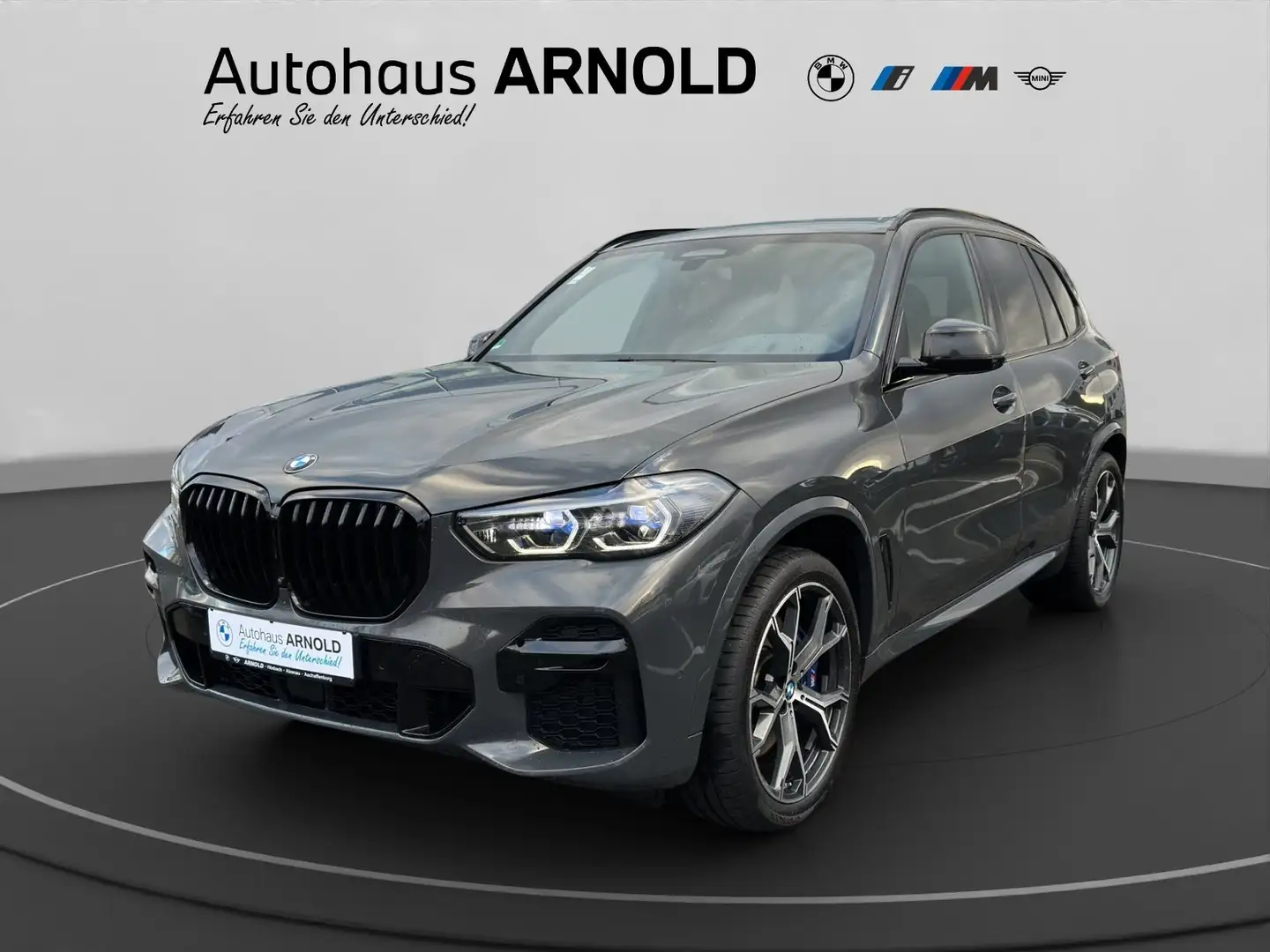 BMW X5 M 50i Head-Up Harman Kardon Standhzg. Soft-Close AHK Grau - 1