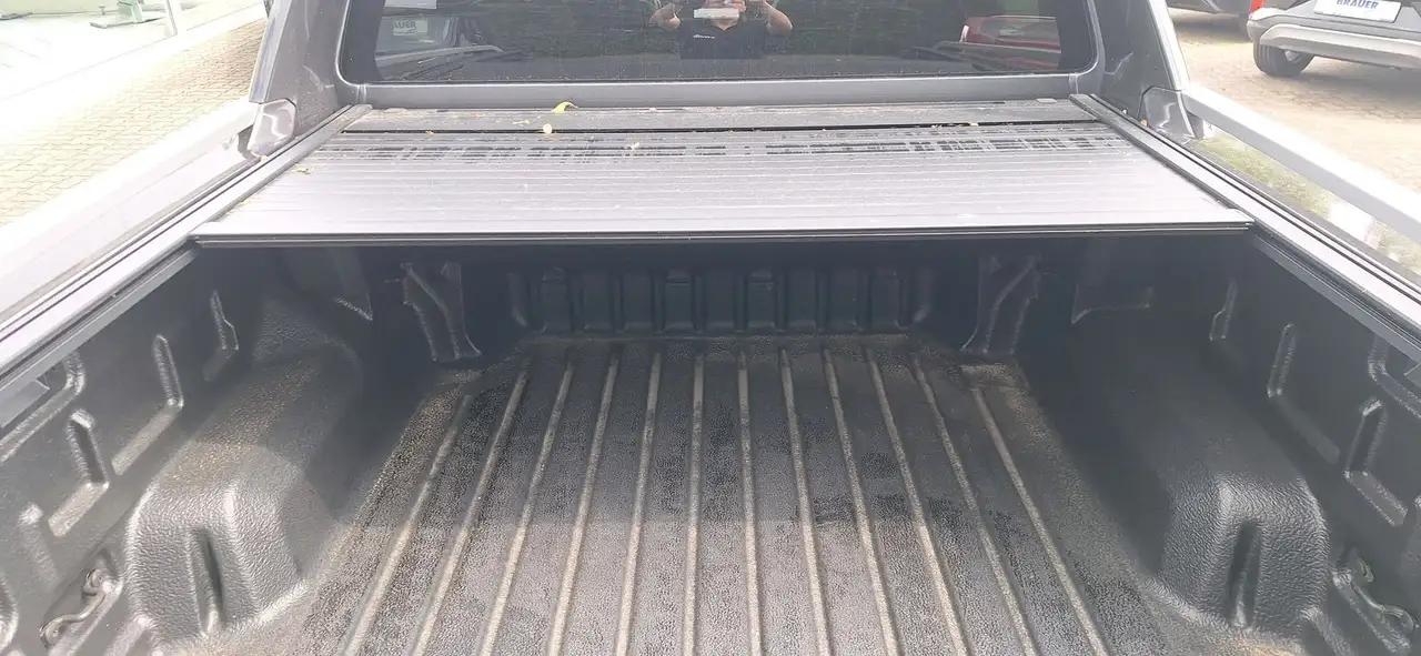 Ford Ranger Wildtrak e-4WD Doppelkabine 12