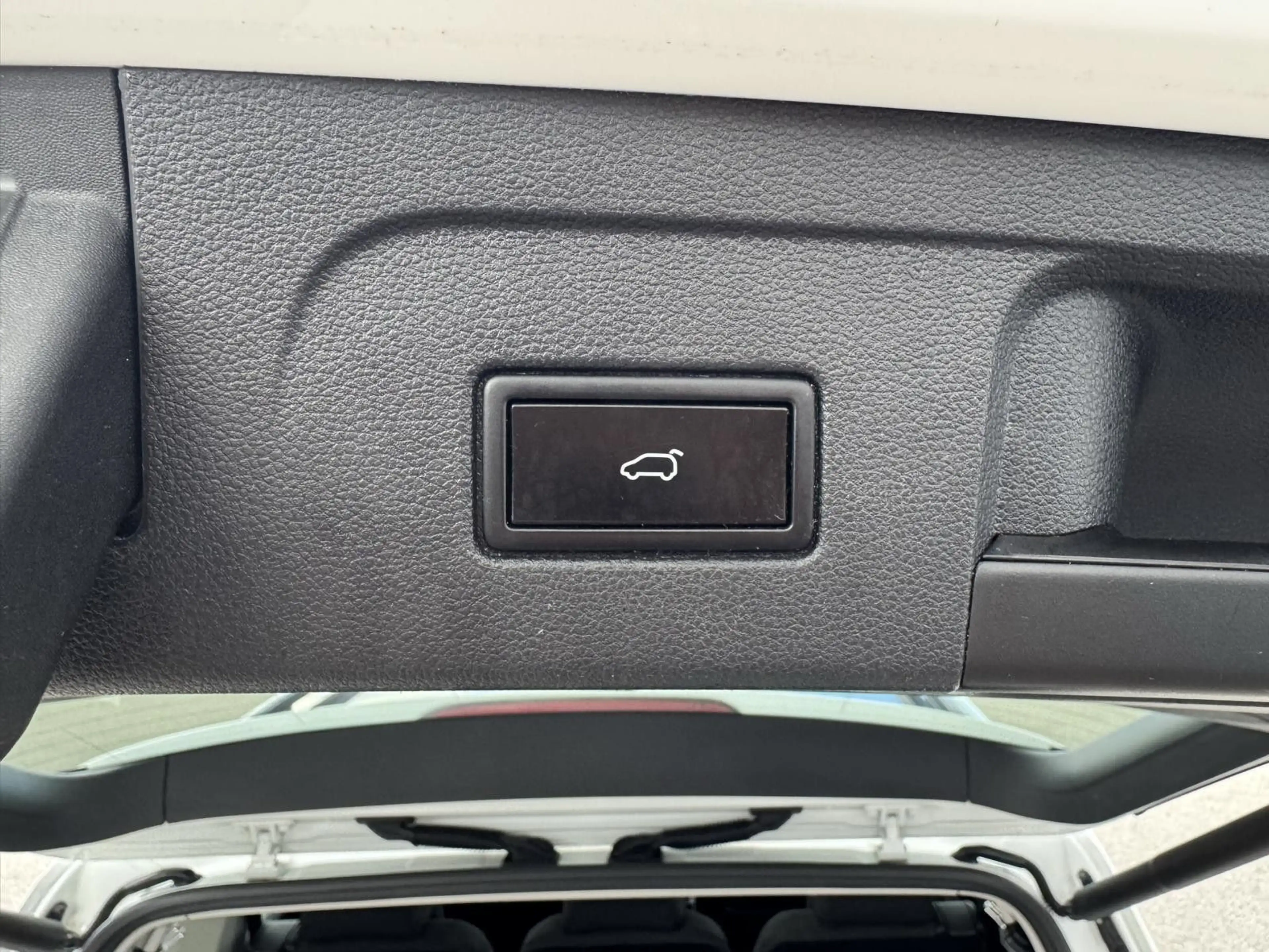 Volkswagen Touran Highline 1.5 TSI Panorama DSG LED ACC Kam — photo 15