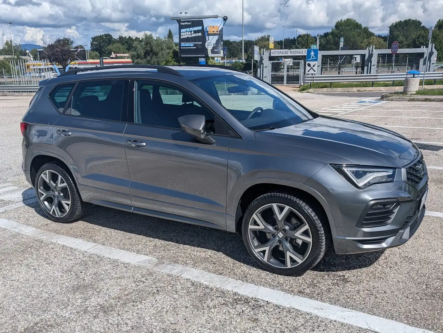 SEAT Ateca Ateca 2020 2.0 tdi FR 150cv Grigio - 2