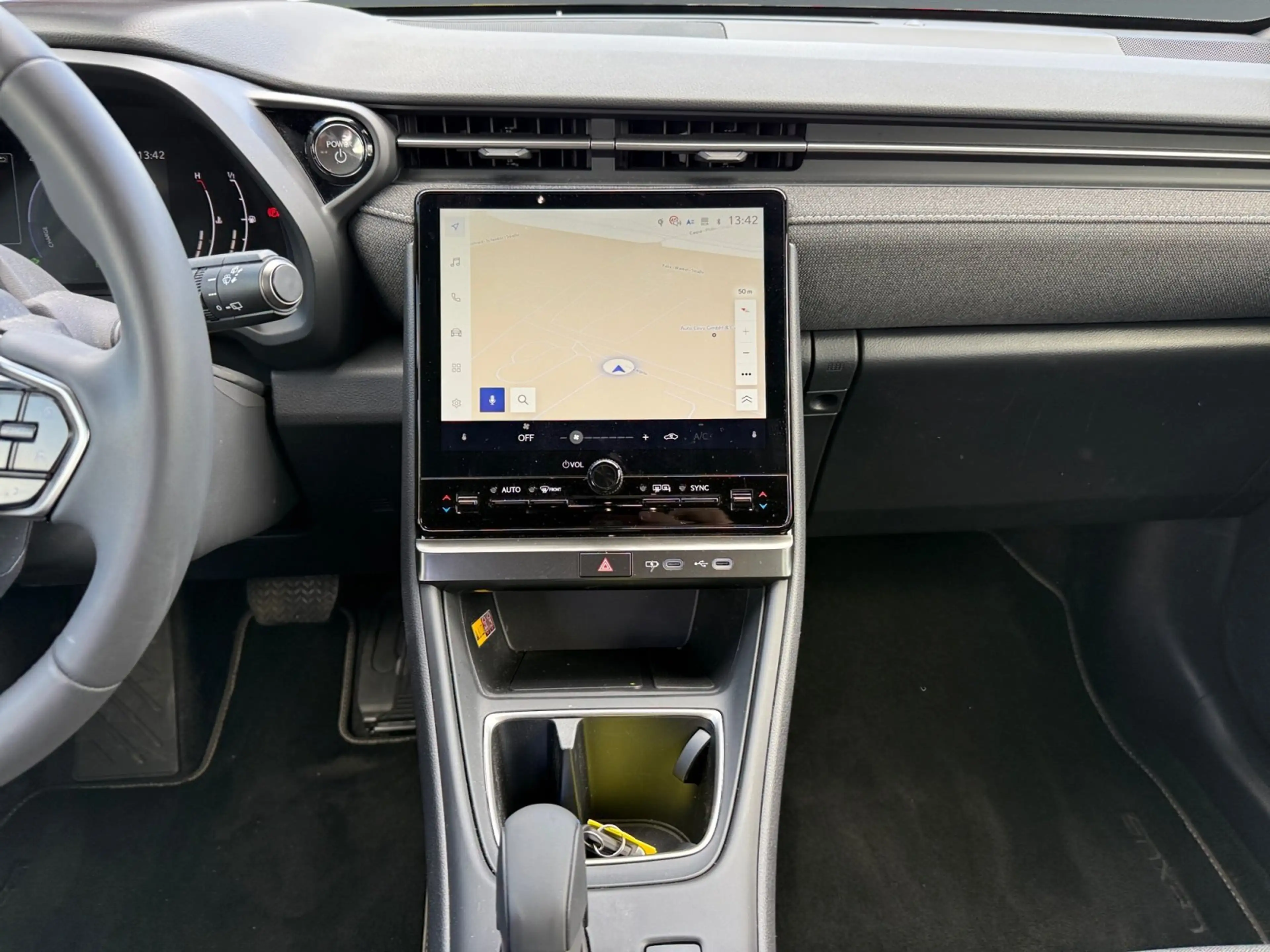 Lexus LBX 1.5 Hybrid FWD *ACC*RFK*NAVI*LED*PDC* — photo 12