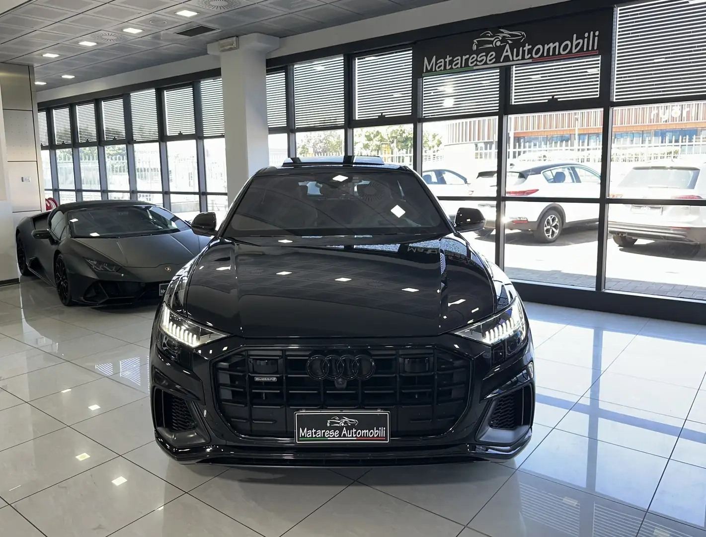 Audi Q8 S-LINE MHEV Cerchi22+B&O+SospPneumatiche+TettoApri Nero - 2
