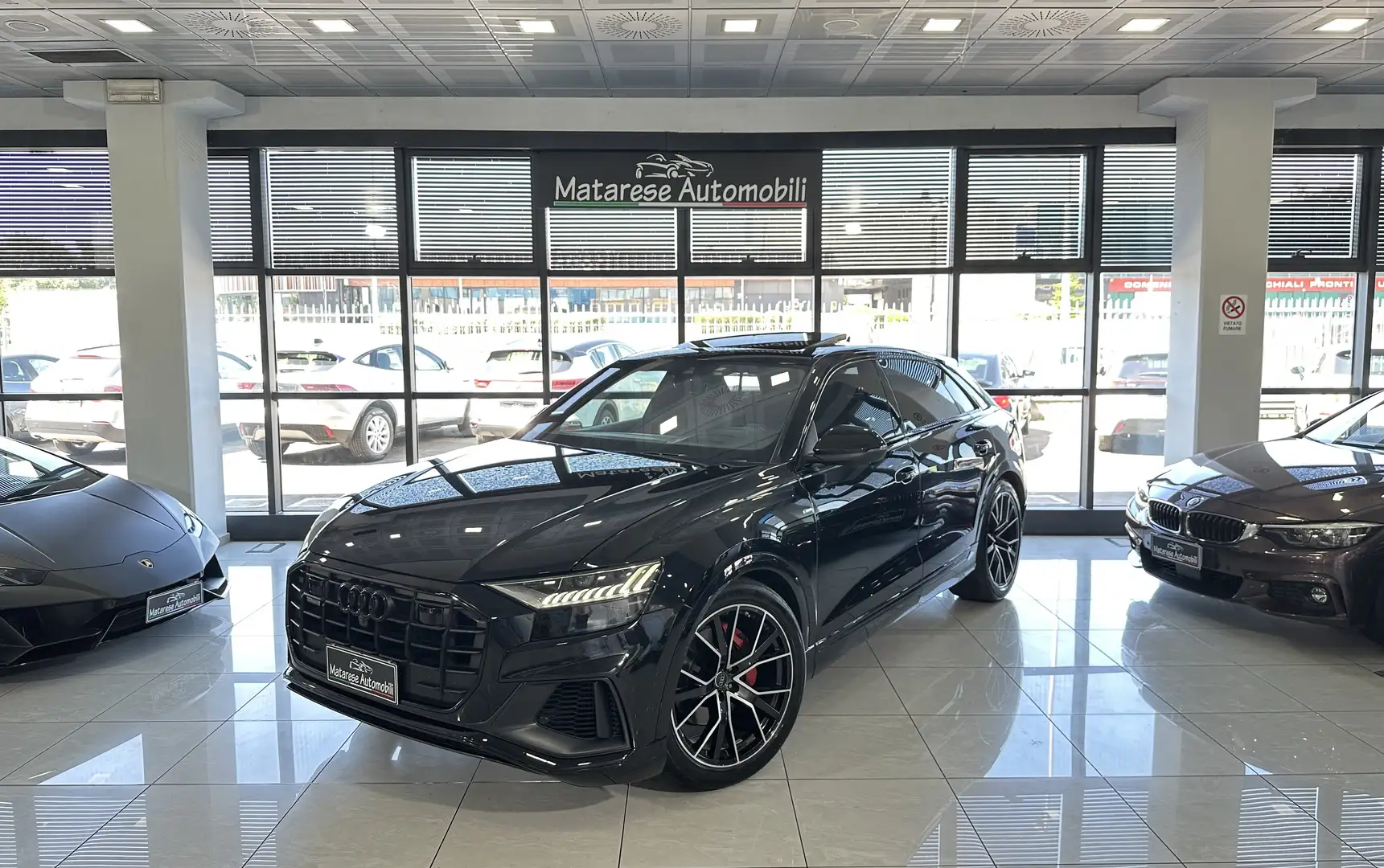 Audi Q8 S-LINE MHEV Cerchi22+B&O+SospPneumatiche+TettoApri Nero - 1
