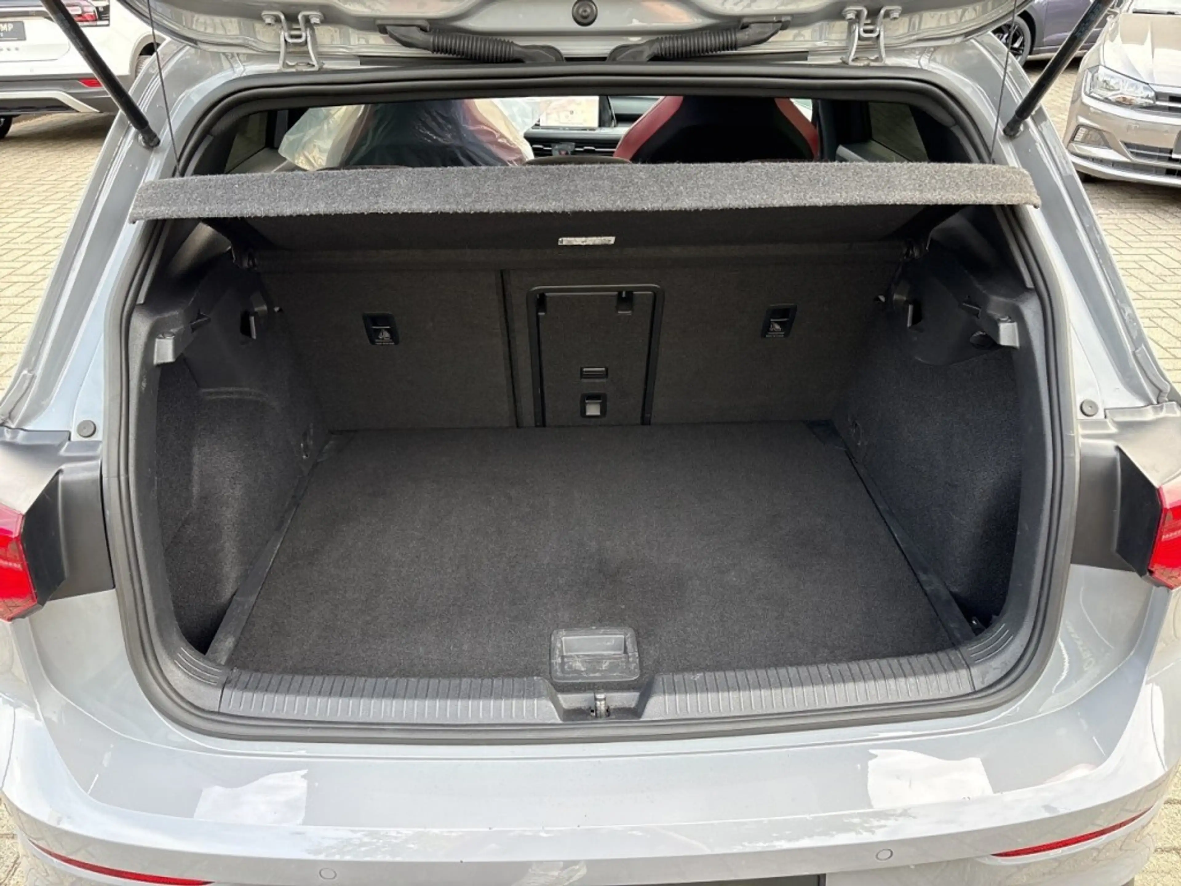 Volkswagen Golf GTI 2.0 TSI DSG GTI PANO-DAK/HARMAN-KARDON/IQ-LIGHTS/C — photo 10