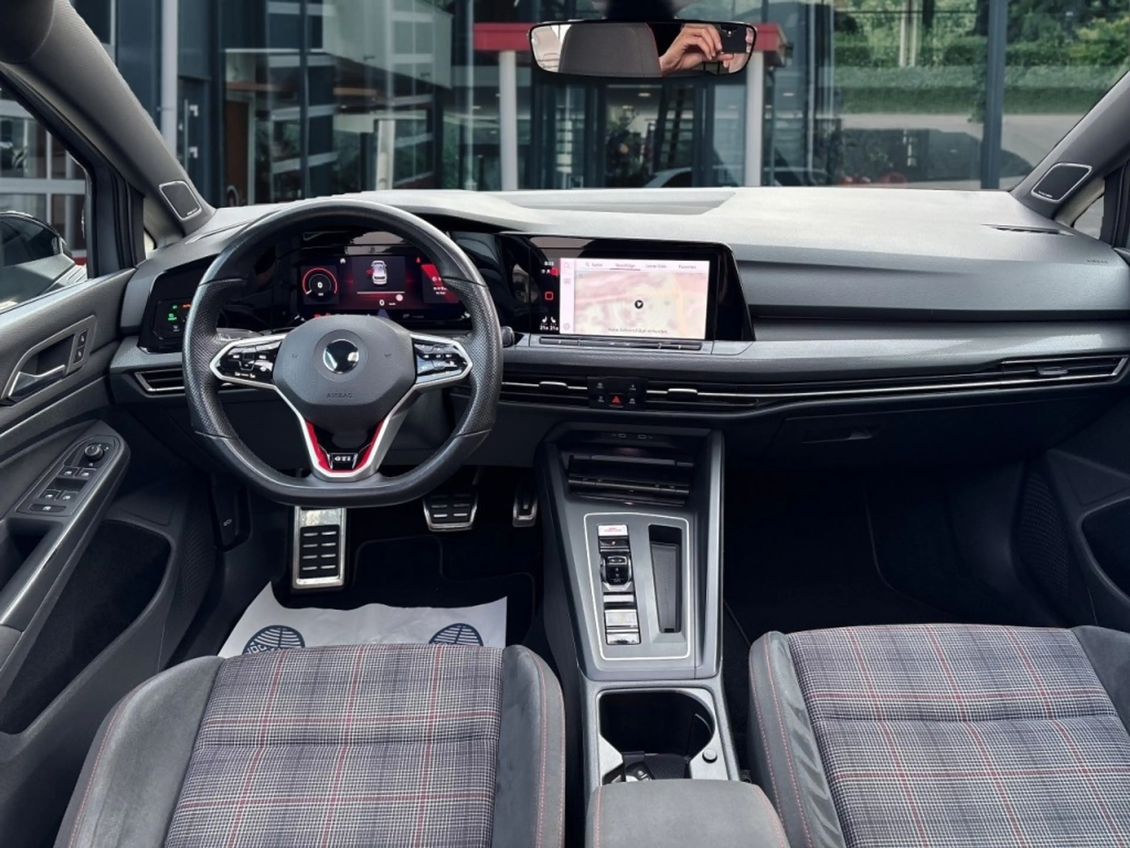 Volkswagen Golf GTI 2.0 TSI DSG GTI PANO-DAK/HARMAN-KARDON/IQ-LIGHTS/C — photo 14