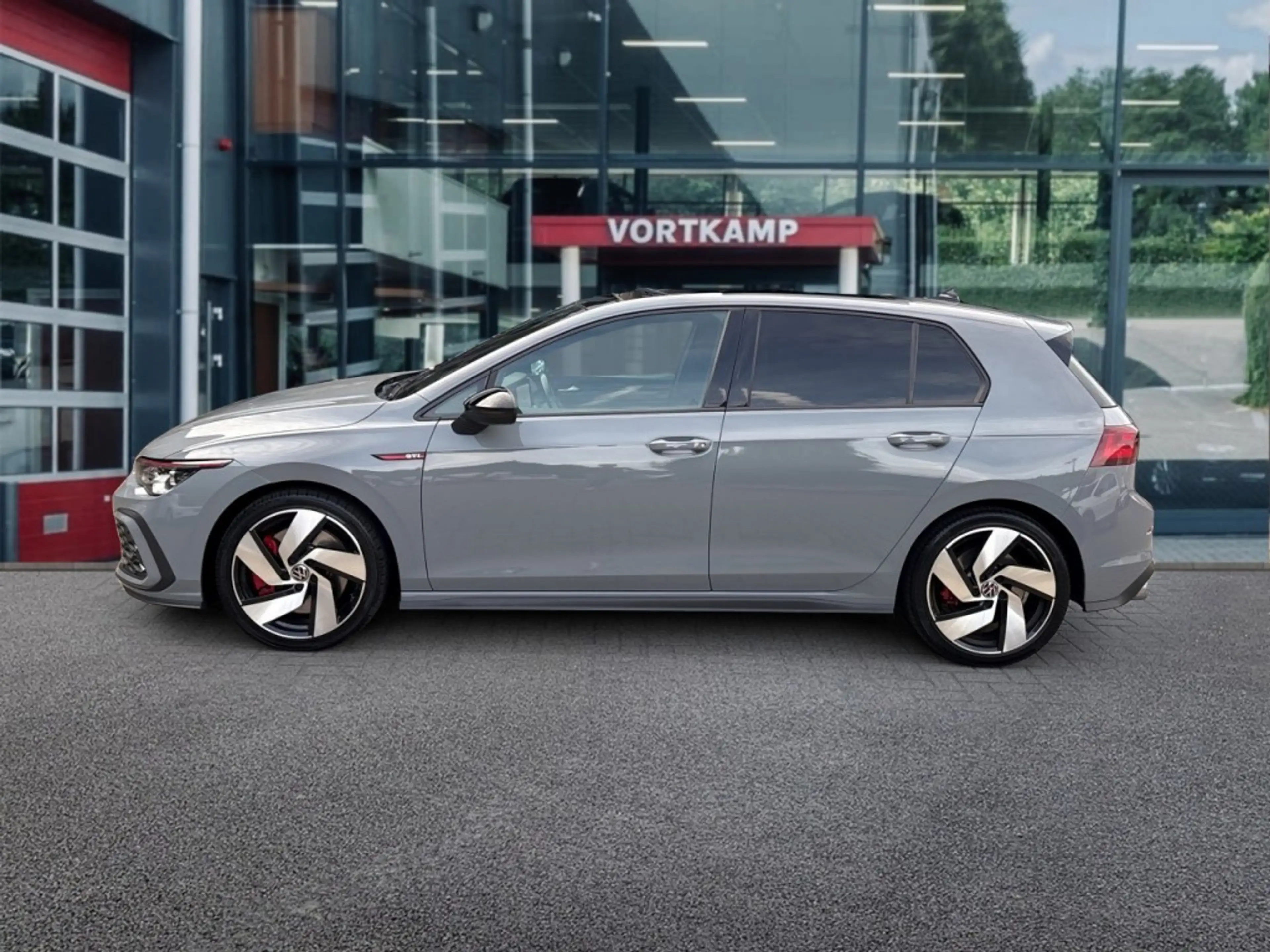 Volkswagen Golf GTI 2.0 TSI DSG GTI PANO-DAK/HARMAN-KARDON/IQ-LIGHTS/C — photo 8