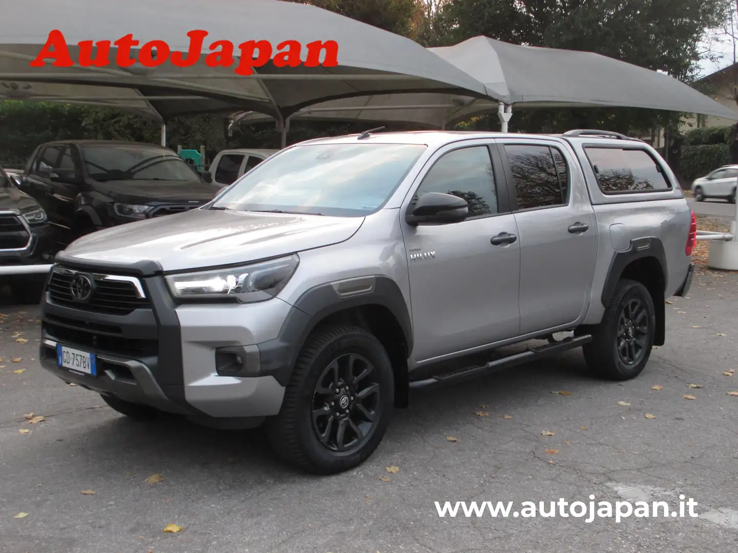 Toyota Hilux + IVA !!! OK NEOPATENTATI !! 2.8 D 4WD Invincible Silber - 1