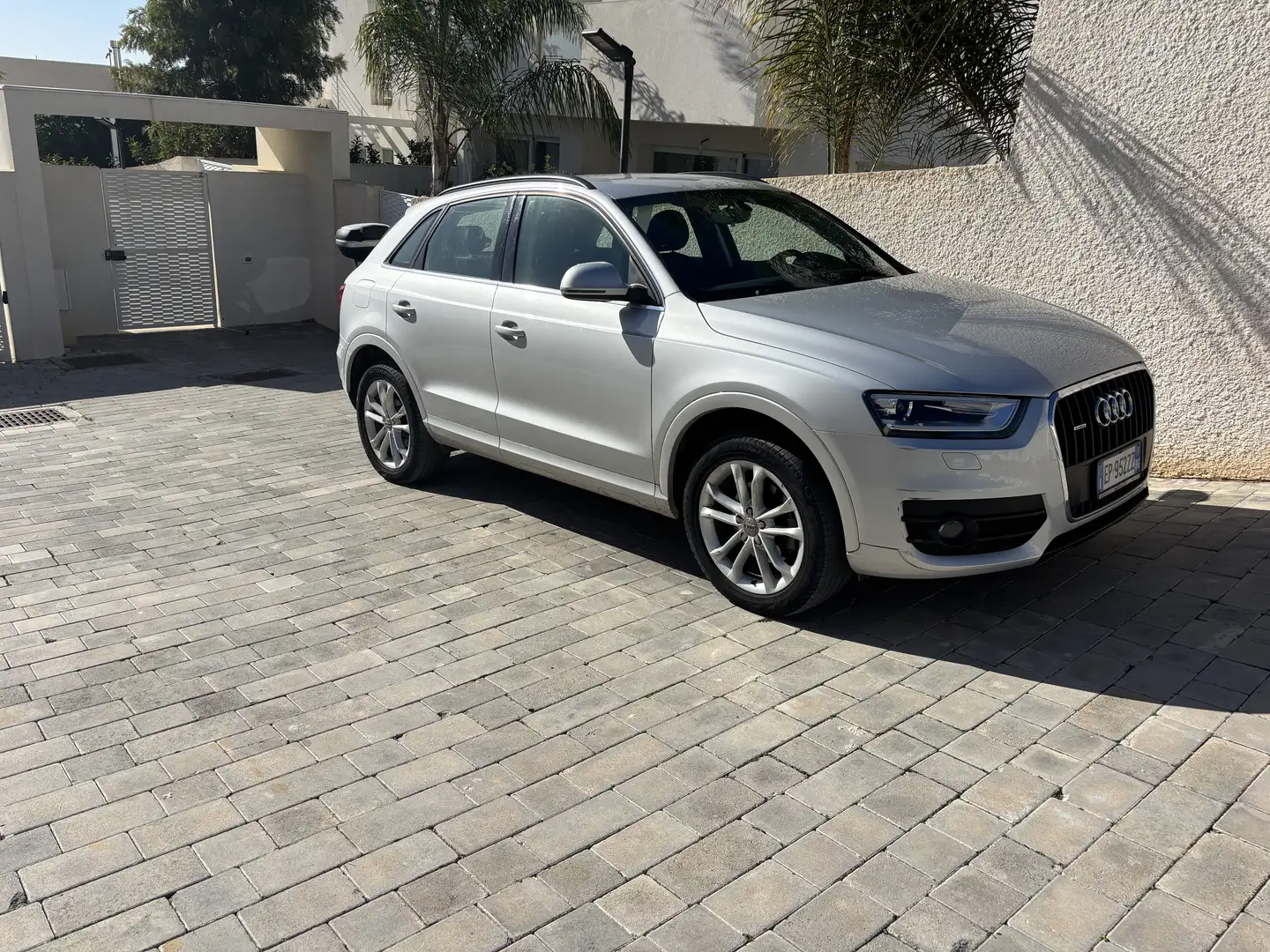 Audi Q3 2.0 tdi Business quattro 140cv - 2