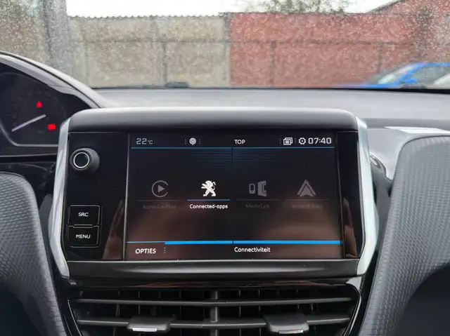 Peugeot 208 view 21