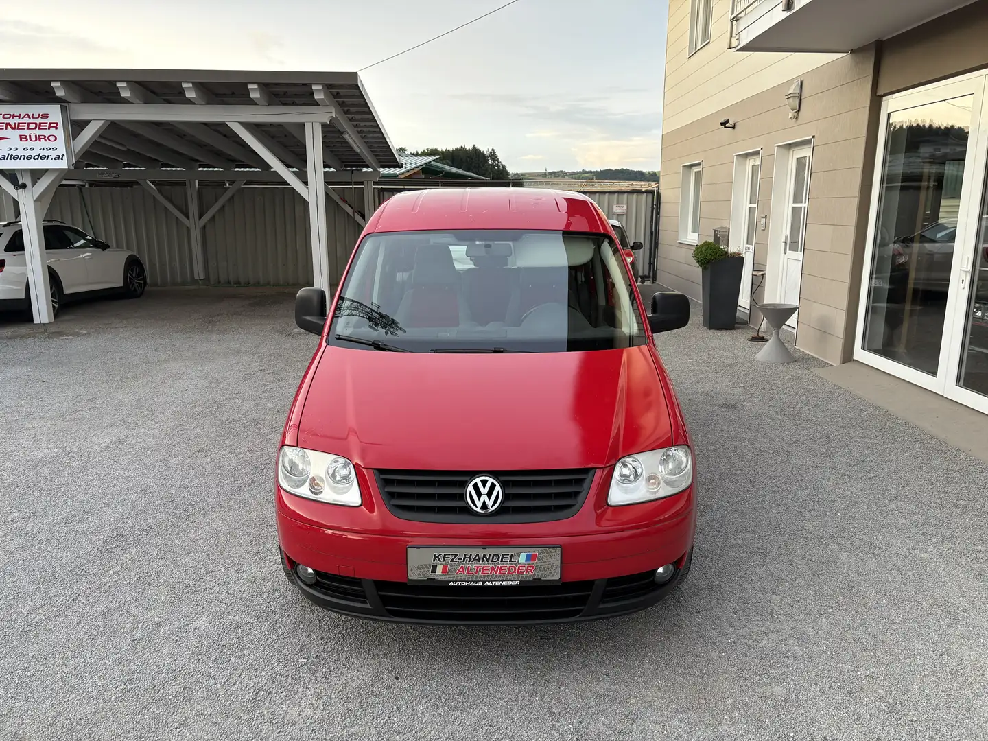 Volkswagen Caddy Life Family 1,9 TDI D-PF *5-SITZER*KLIMA* Rot - 2