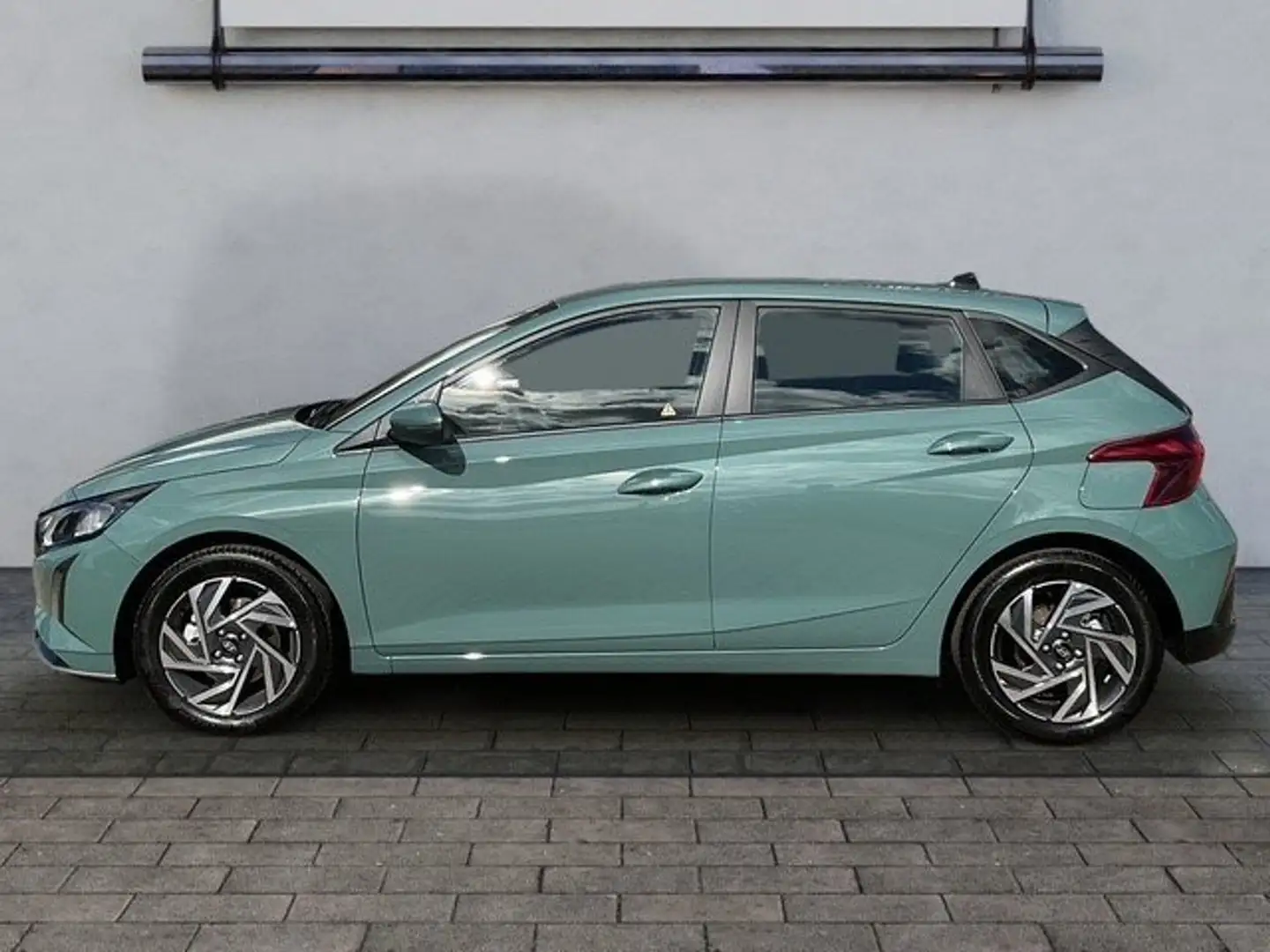 Hyundai i20 Trend FL (MY25) 1.0 T-GDI (100 PS) Klima Navi SHZ Grün - 2