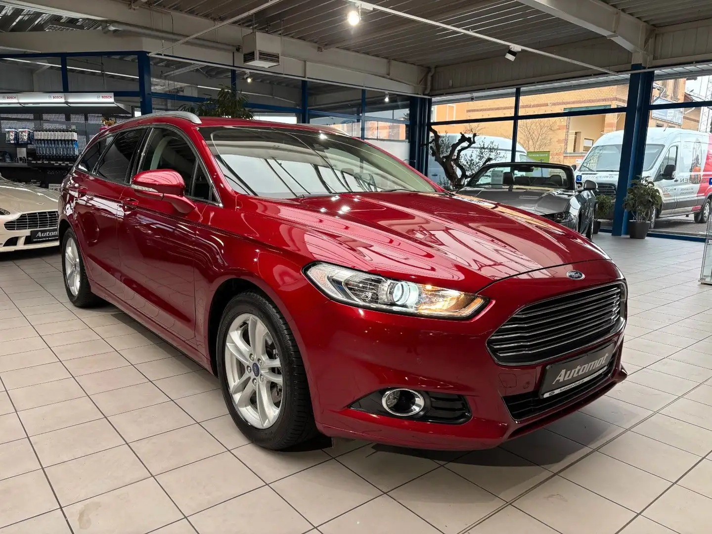 Ford Mondeo Turnier 1.5 Titanium*1.Hand*Navi*Winterp. Rouge - 1
