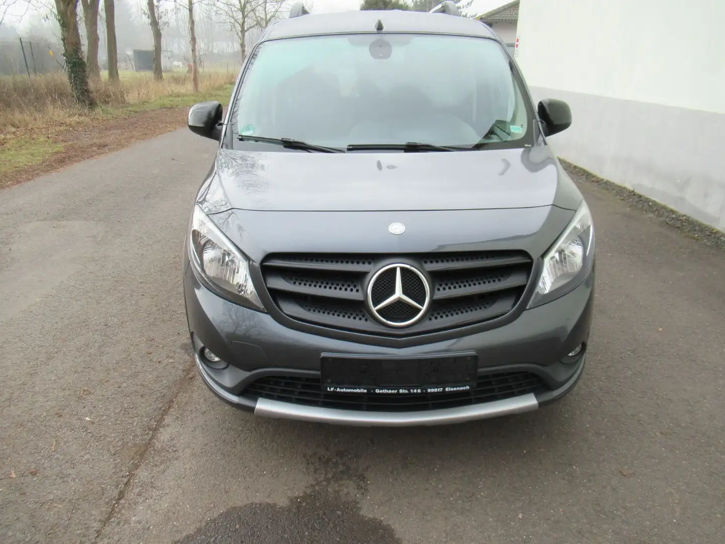 Mercedes-Benz Citan Tourer 111 CDI Edition 2.Hand/LM/Klima/SHZ Grau - 2