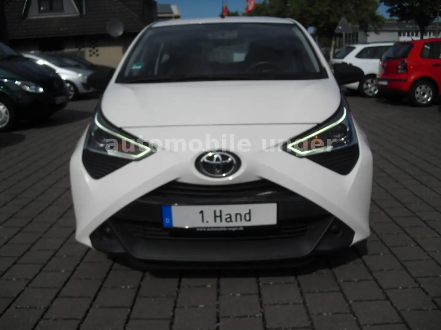 Toyota Aygo (X) 1,0-l-VVT-i x-play KLIMA DAB FH ZV Weiß - 2