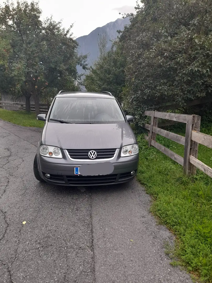 Volkswagen Touran Highline 1,9 TDI DPF - 1