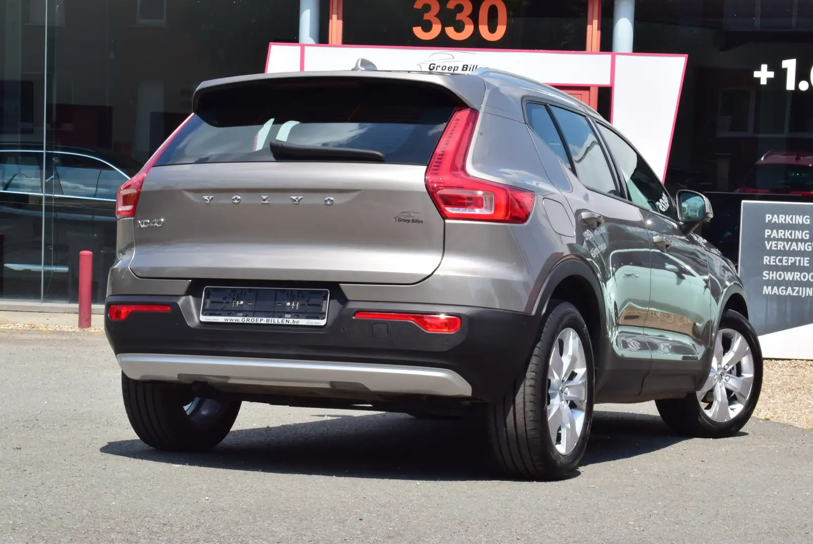 Volvo XC40 T2 NAVI - FULL LED - 360° CAM - KEYLESS - ALU Gris - 2