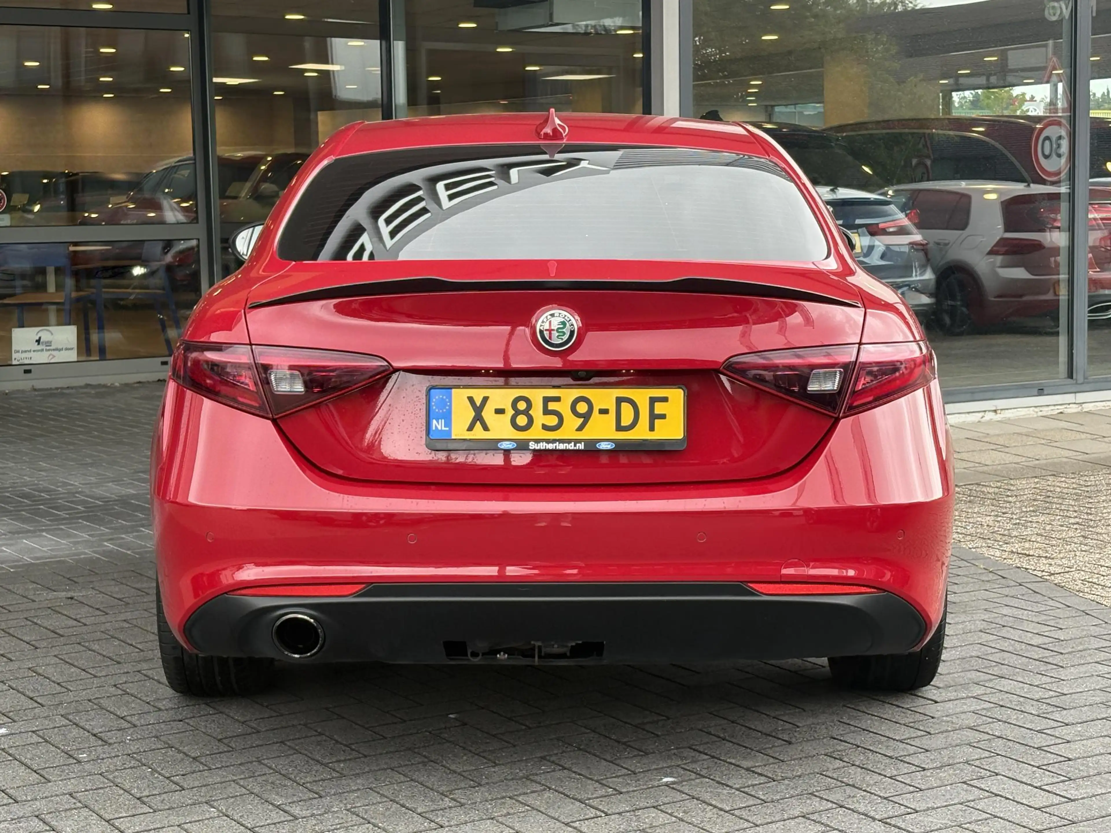 Alfa Romeo Giulia 2.0T 200pk | Afn. Trekhaak | Stoel- & Stuurverwarm — photo 9