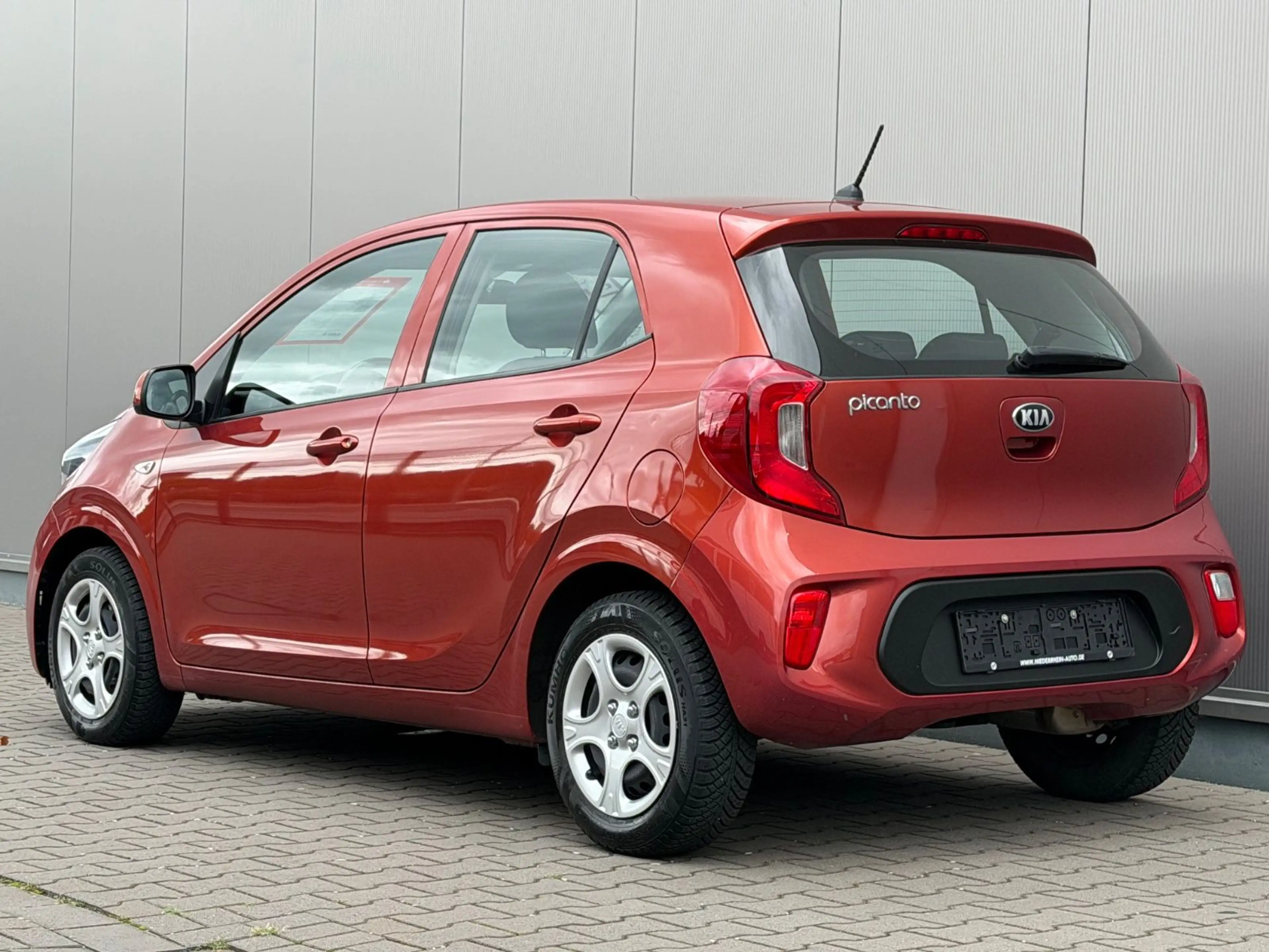 Kia Picanto Edition 7 Klima Lenkhzg. 1. Hand 31000km — photo 4