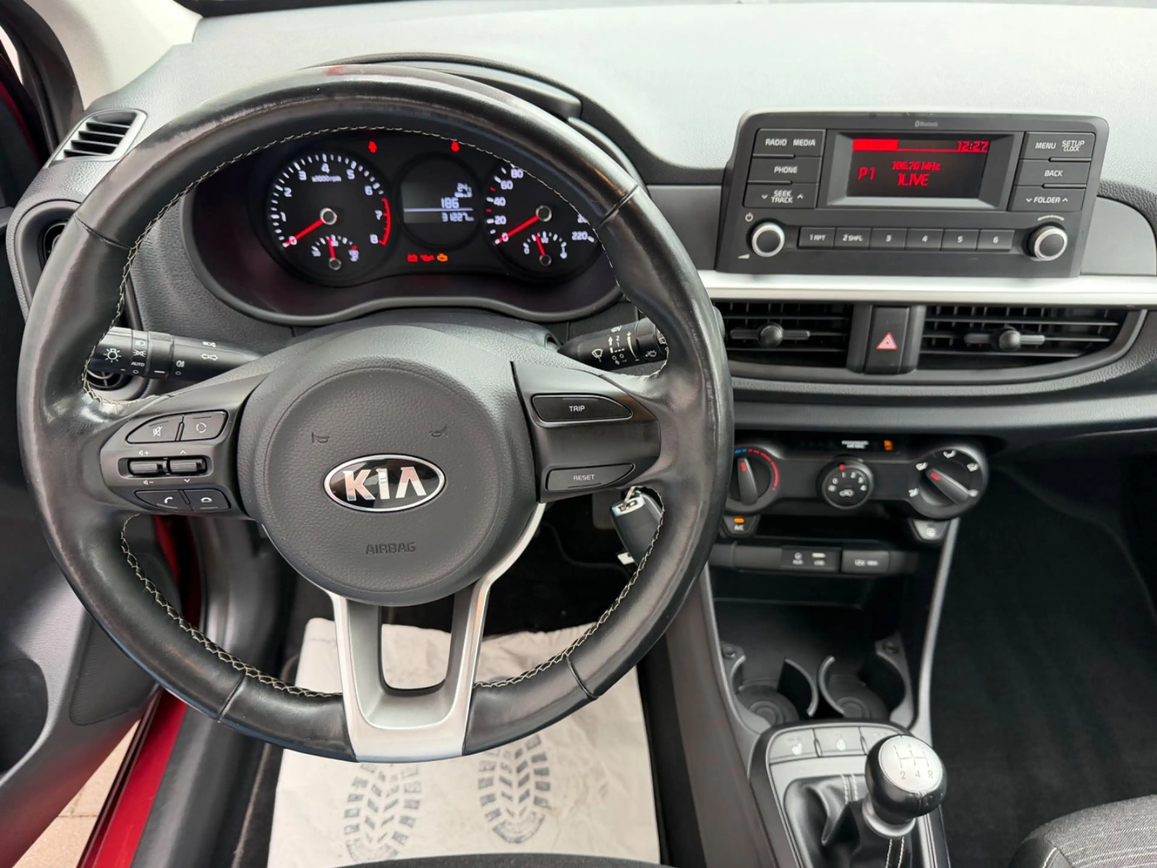 Kia Picanto Edition 7 Klima Lenkhzg. 1. Hand 31000km — photo 10