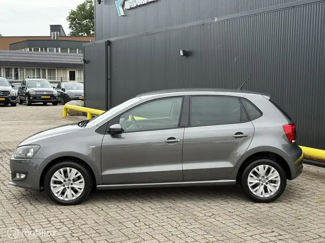 Volkswagen Polo view 7