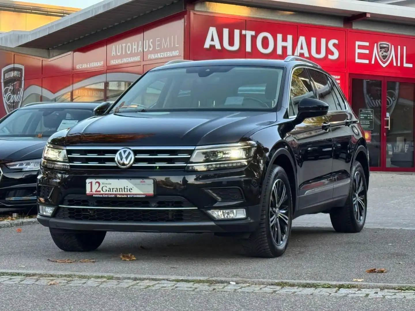 Volkswagen Tiguan Highline BMT/Start-Stopp 4Motion Schwarz - 1
