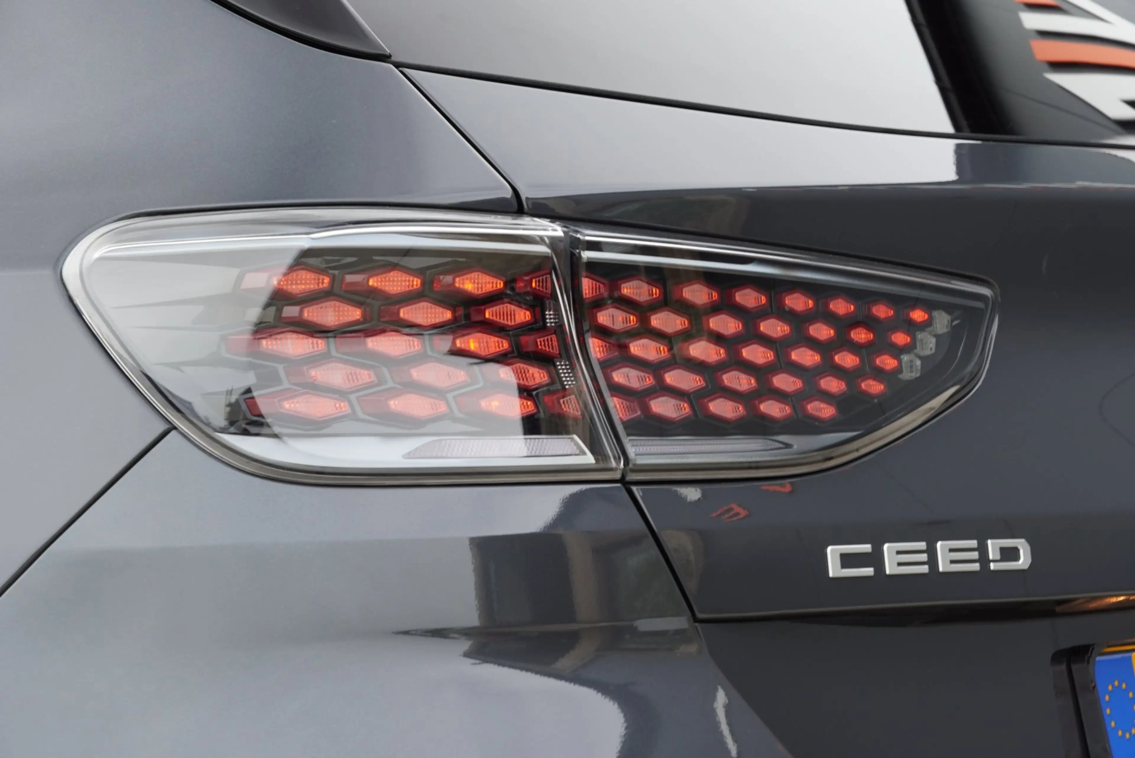 Kia Ceed / cee'd 2022|1.5 T-GDi|160PK|GT-PlusLine|Pano|Keyless|Alca — photo 10