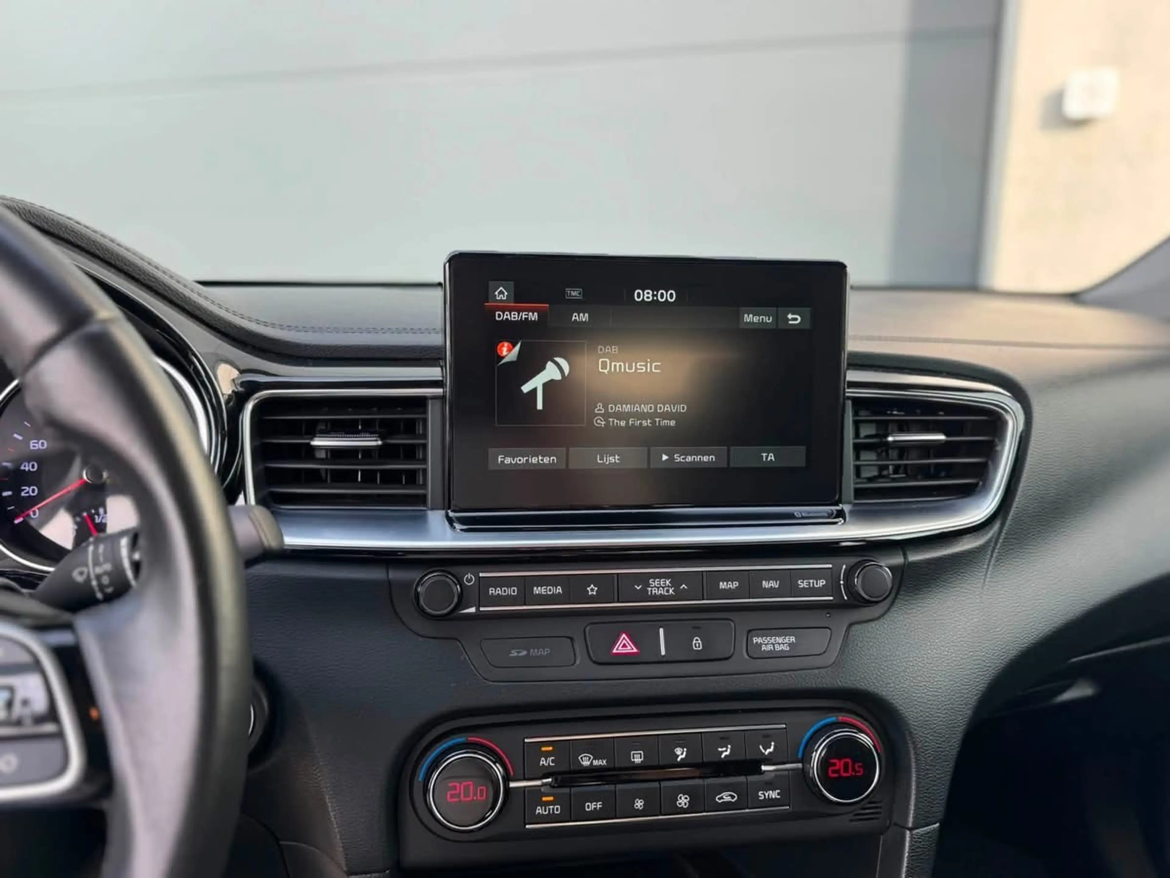 Kia Ceed / cee'd 1.0 T-GDi / 22 000 km / 2019 / — photo 15