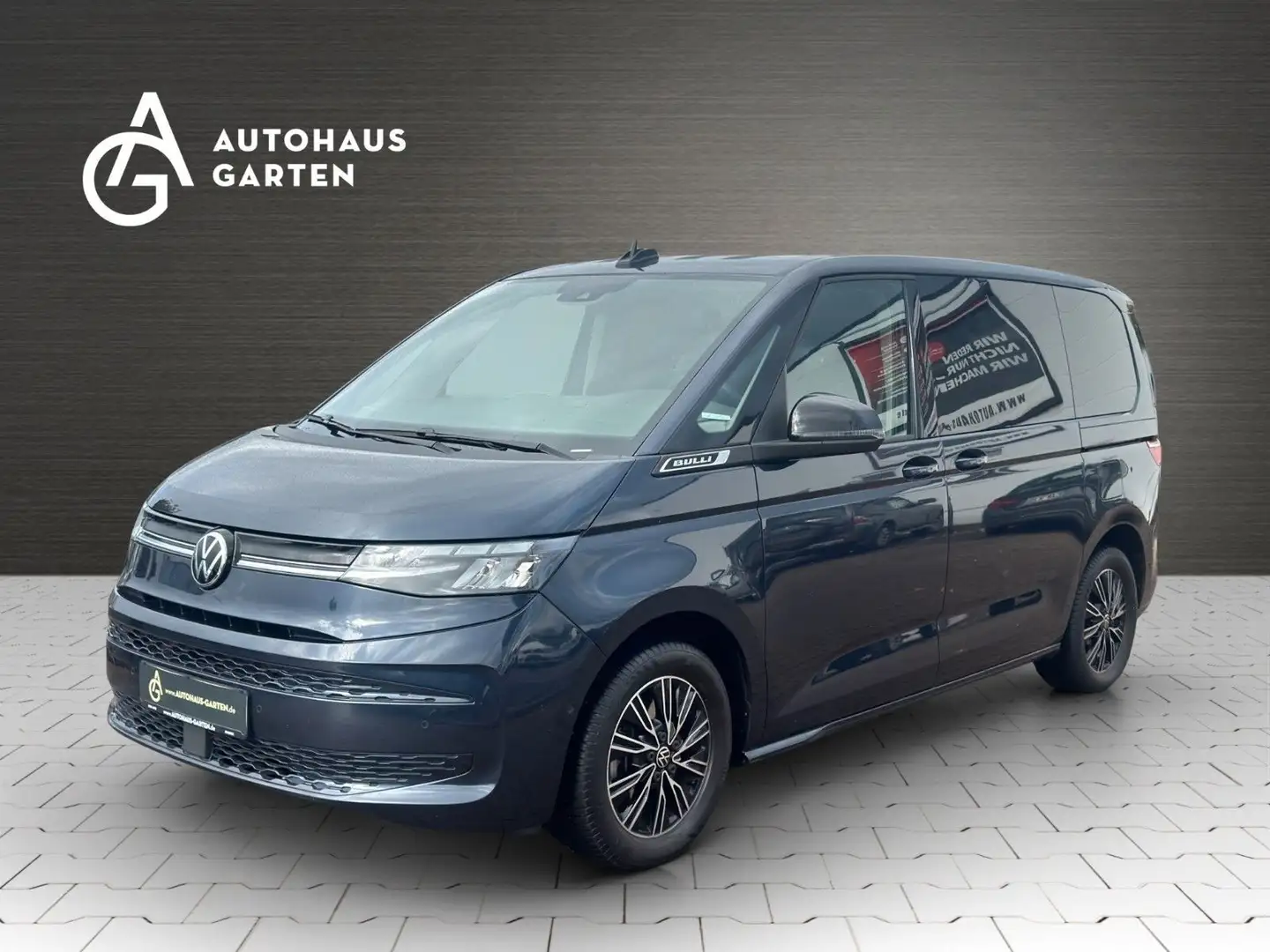 Volkswagen T7 Multivan Bulli Life 2.0TDI DSG LED Kamera Blau - 1