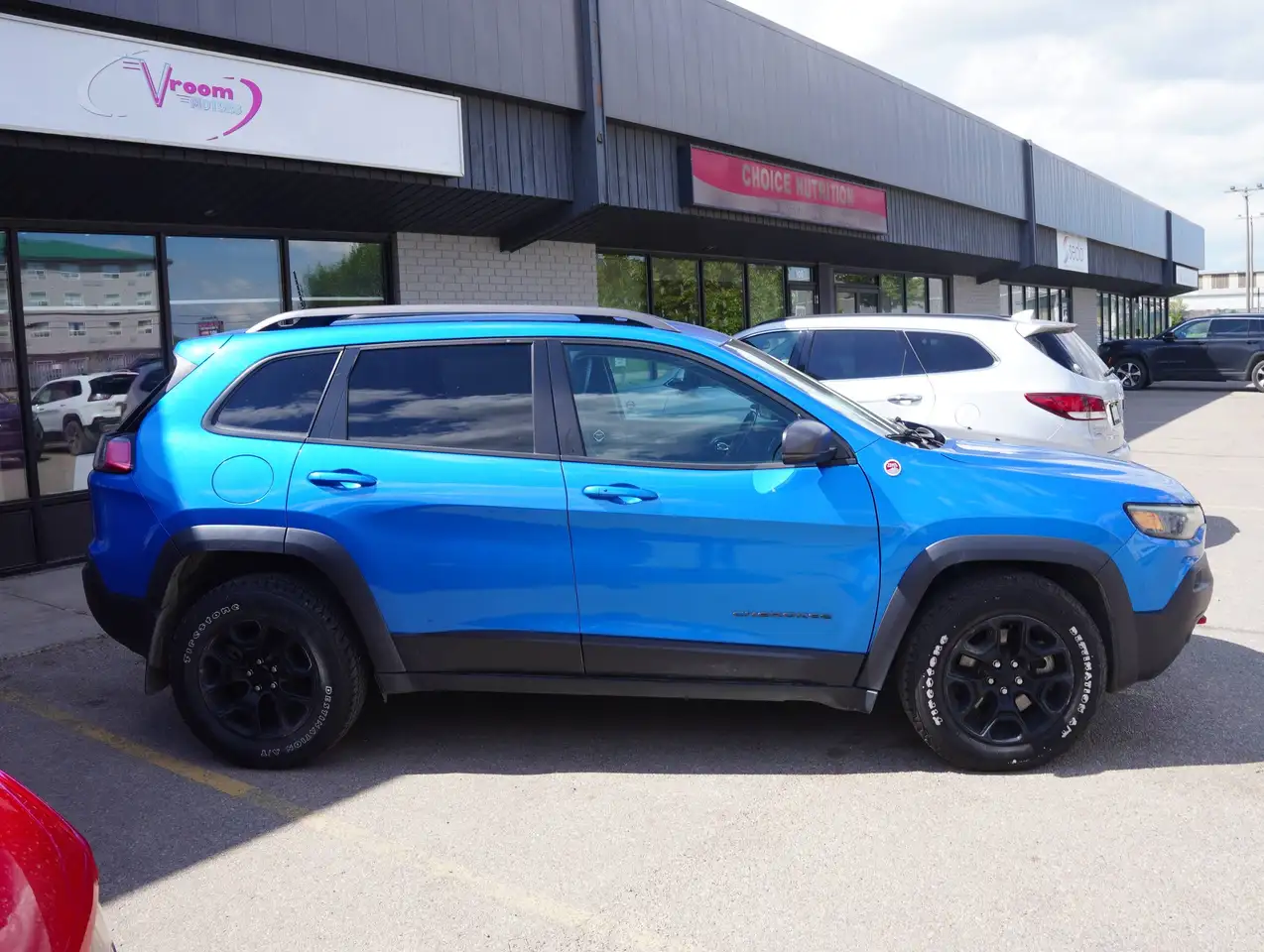 Jeep Cherokee снимка Jeep Cherokee