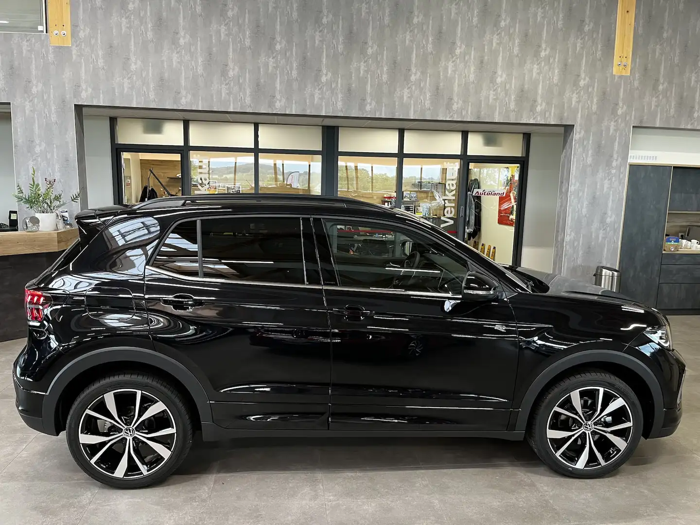Volkswagen T-Cross 1.0 TSI 85 kW R-Line DSG AHK App Kam 5JG Nero - 2