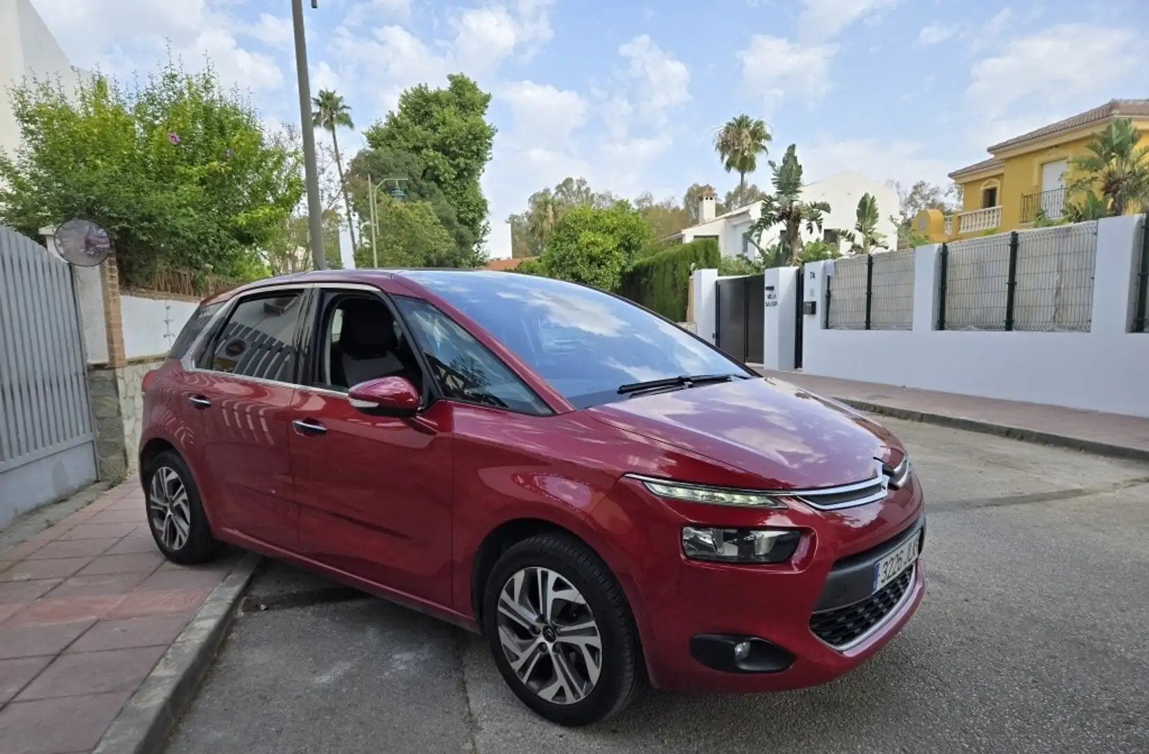 Citroen C4 G.Picasso 1.6BlueHDi S&S Feel Ed. 120 Burdeos - 1