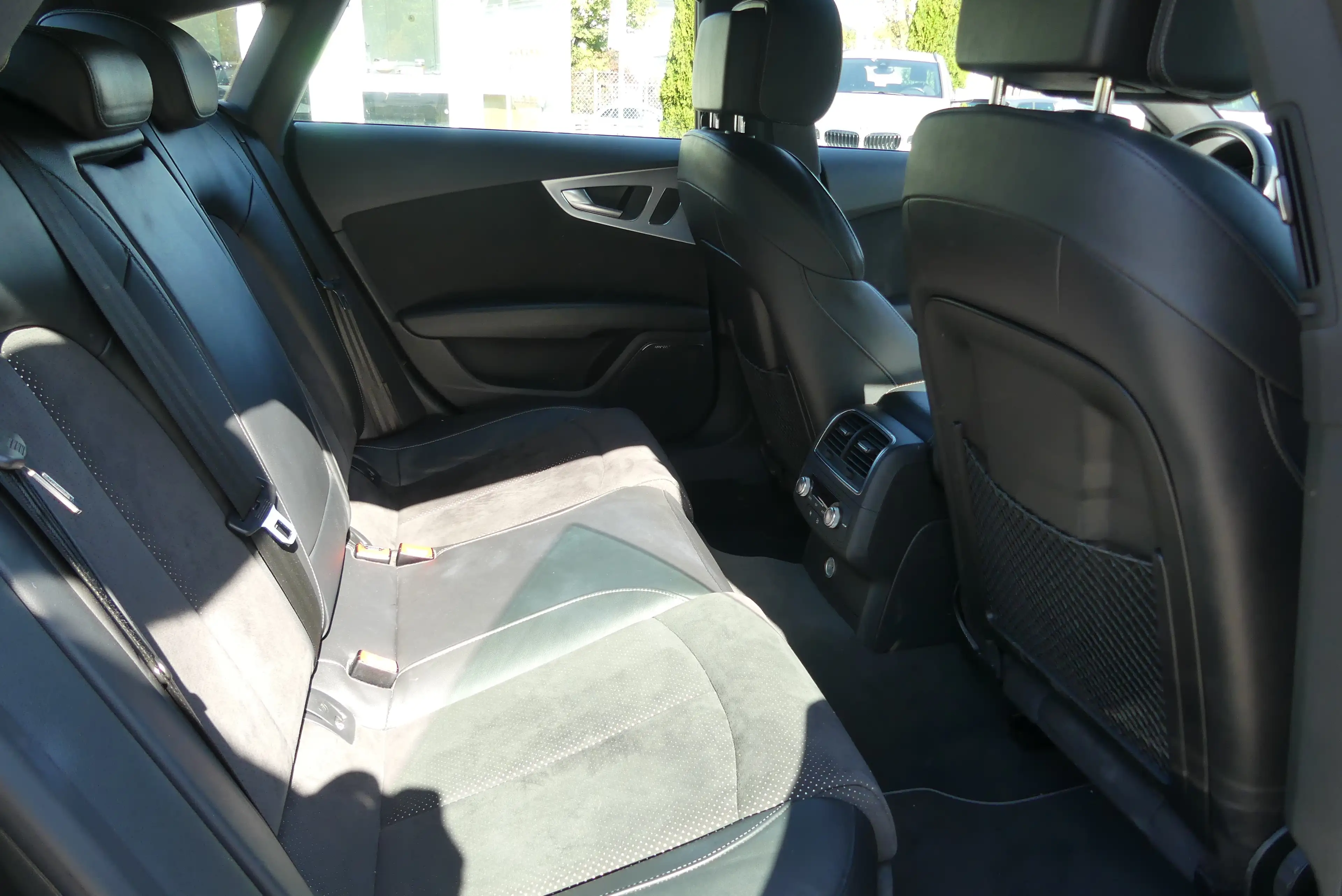 Audi A7 3.0 TDI Quattro S-LINE*KAMERA*PDC*SR*WR*NAVI*BI-XENON* — photo 23