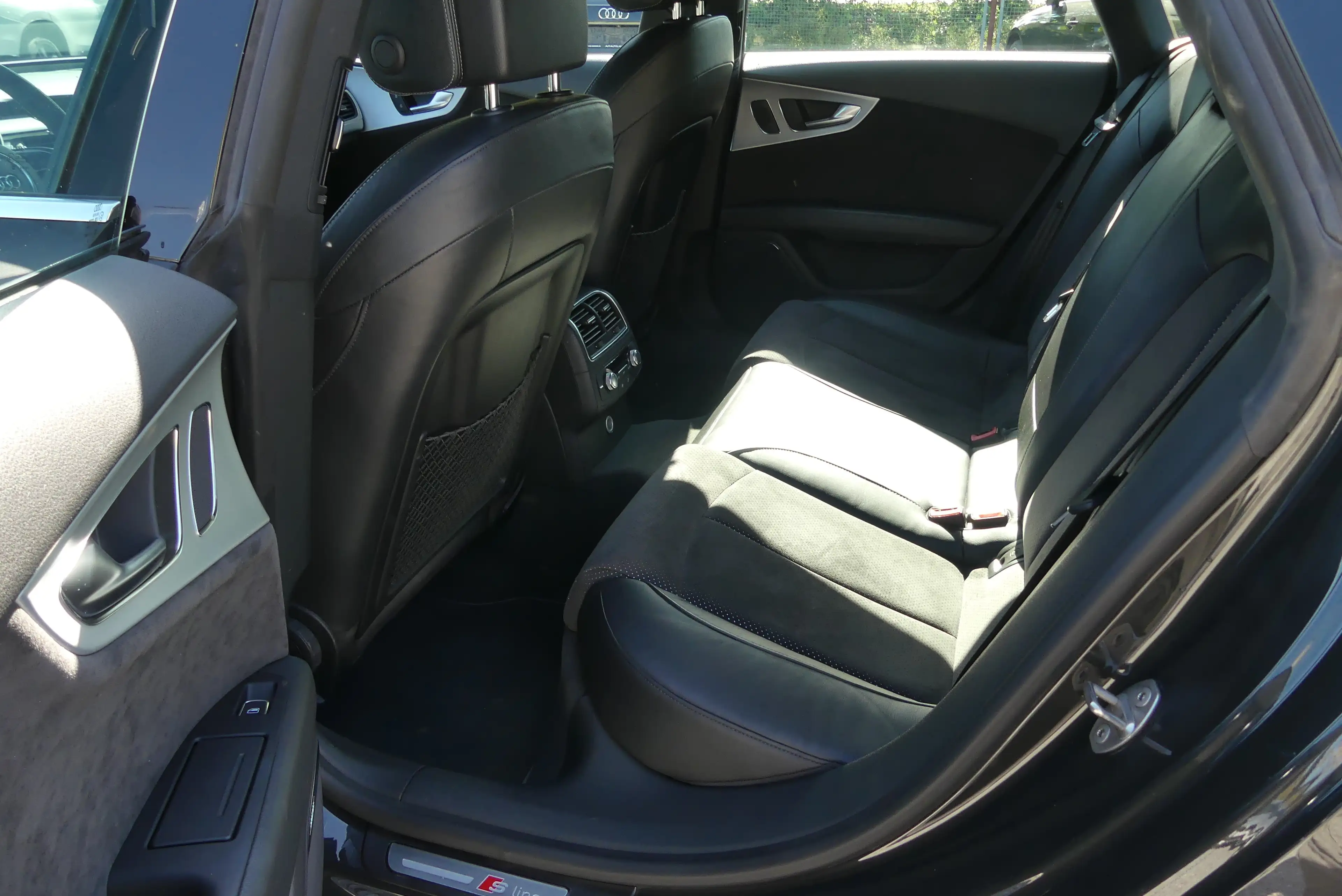 Audi A7 3.0 TDI Quattro S-LINE*KAMERA*PDC*SR*WR*NAVI*BI-XENON* — photo 19