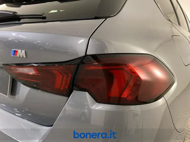 BMW 1 Series view 11